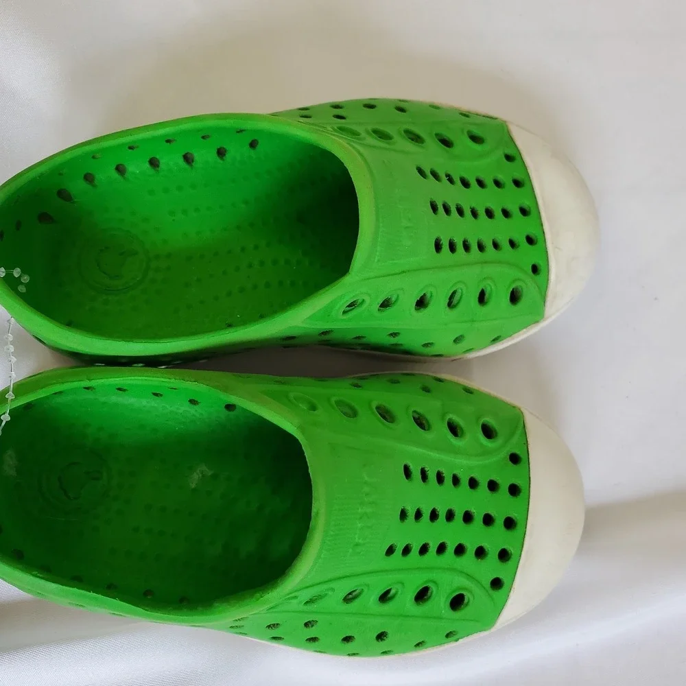Size C6 Native Jefferson Grasshopper Green/Shell‎ White